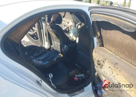 2020 Mercedes-Benz E 350 from USA, damaged, VIN WDDZF8DB5LA717899